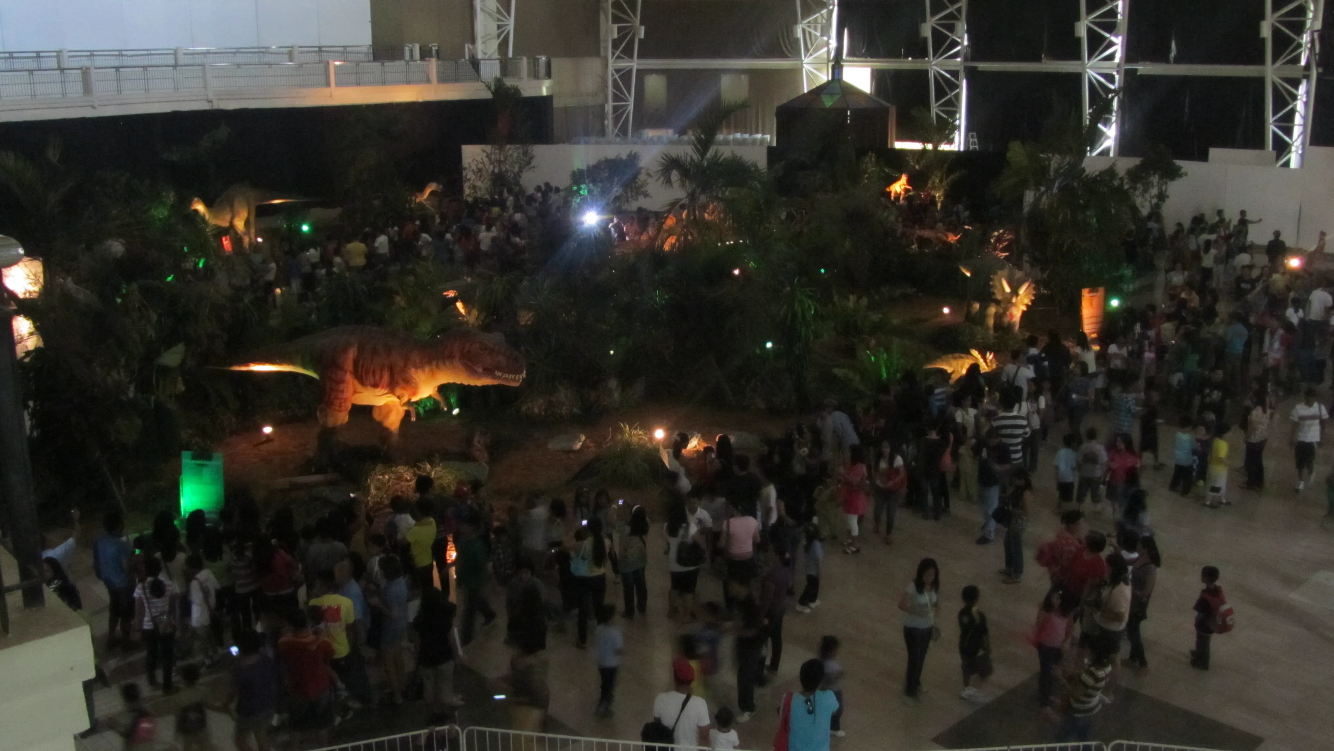 Limketkai Center Atrium Show